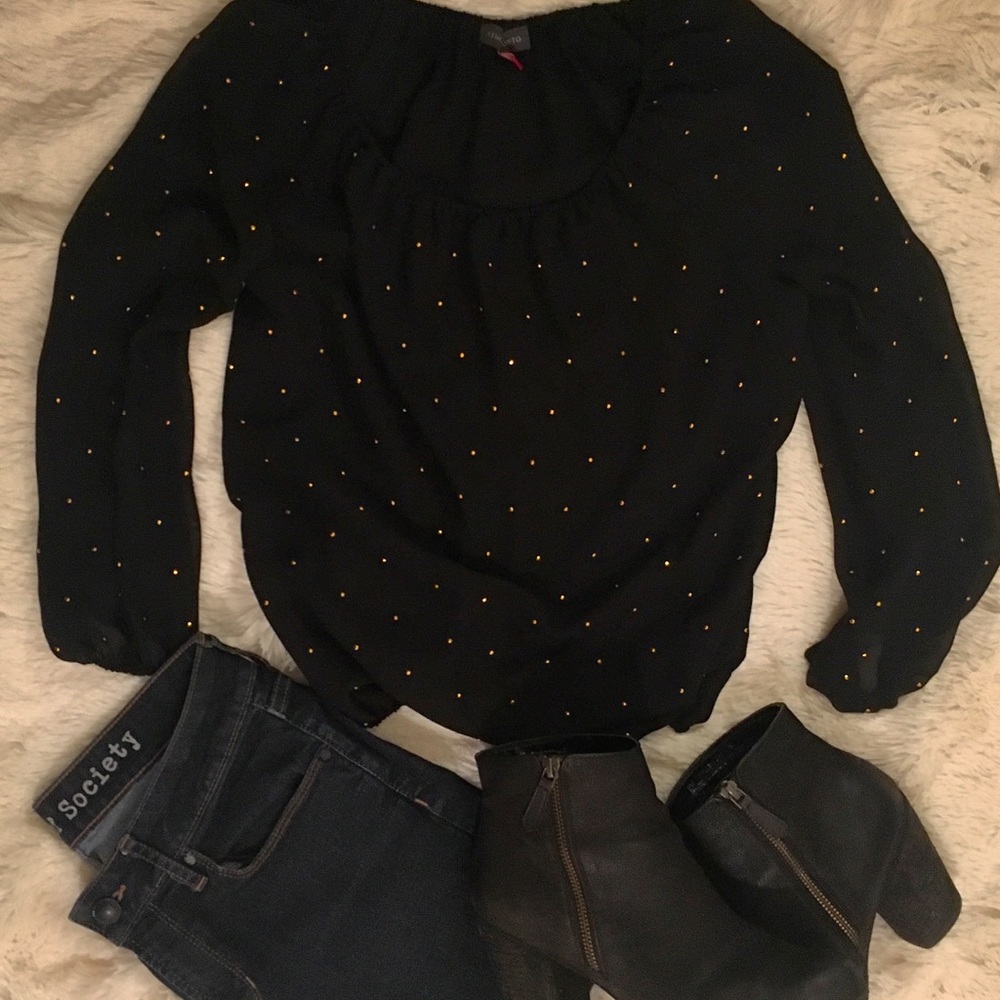 COPY - Cute Vince Camuto Blouse w/Sparkle!
